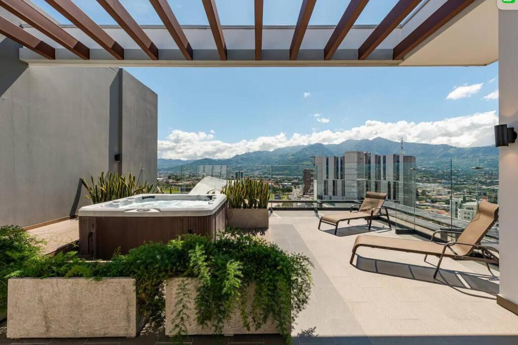 Rooftop Jacuzzi - 18Th Floor Apt City View Mata de Palo Luaran gambar